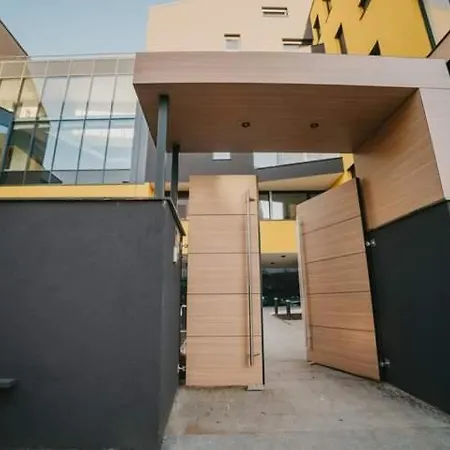 As Panonica Apartment *